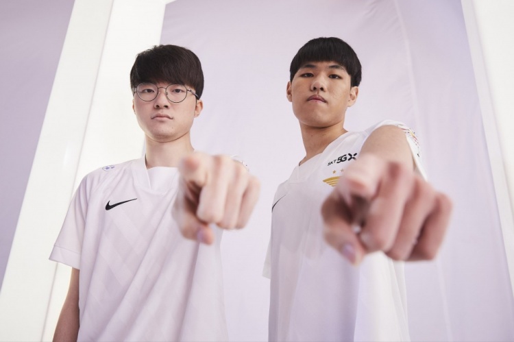 曼联赢下了 曼联赢下了